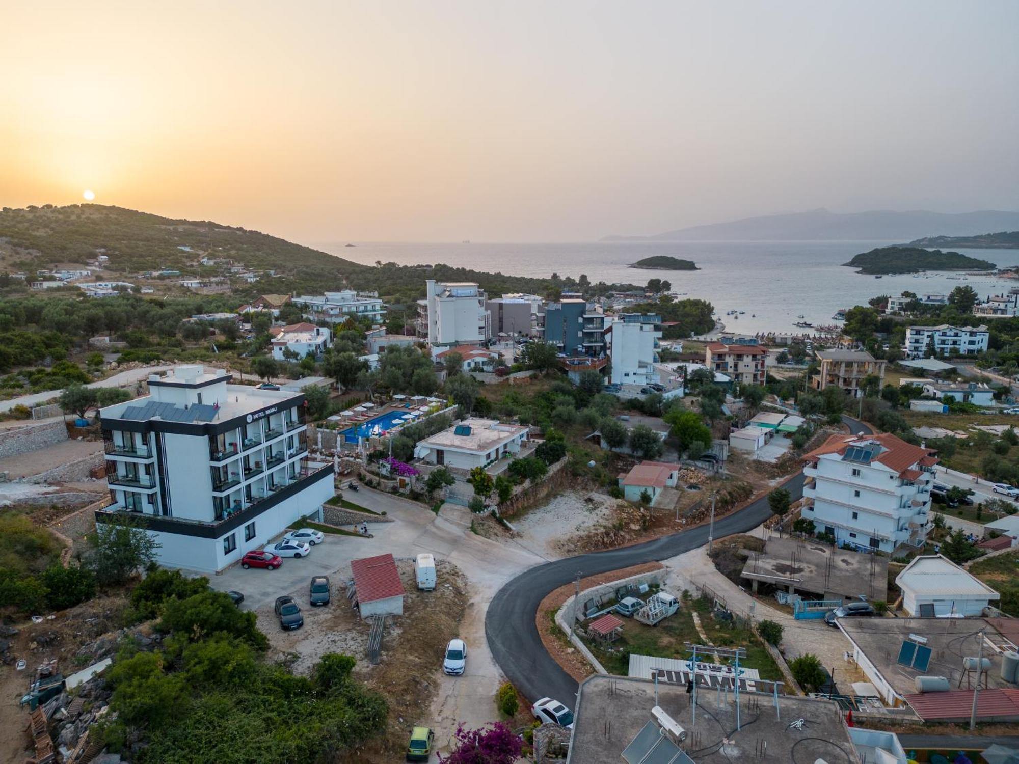 Hotel Memaj Ksamil Bagian luar foto